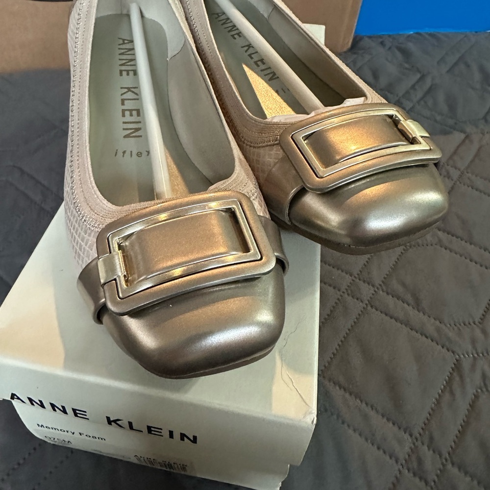 Anne Klein Women's Metallic Flats